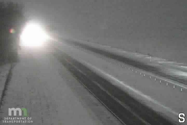 Traffic Cam Faribault: I-35: I-35 NB (MP 53.0)