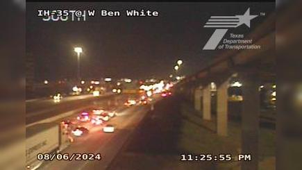 Traffic Cam Southpark › North: I-35 @ W Ben White