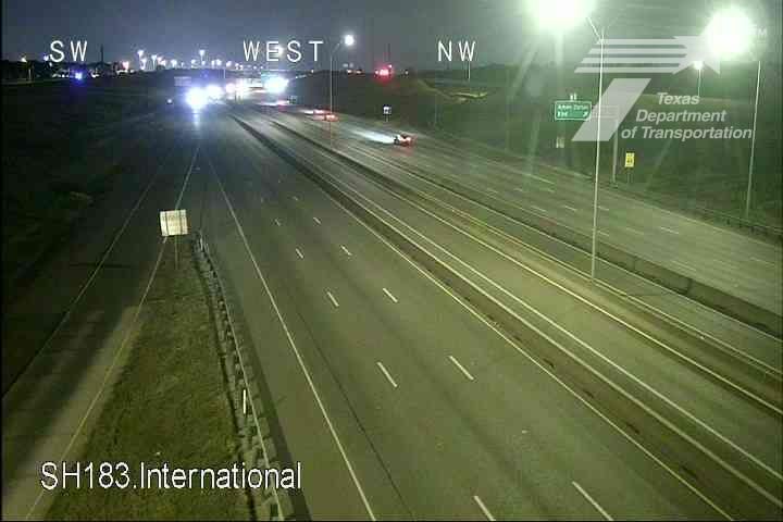 Traffic Cam Fort Worth › East: SH183 @ International