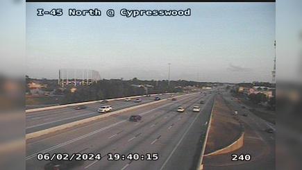 Traffic Cam Old Town Spring › South: I-45 North @ Cypresswood