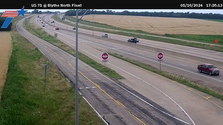 Traffic Cam Howe › South: US 75 at Blythe North Fixed