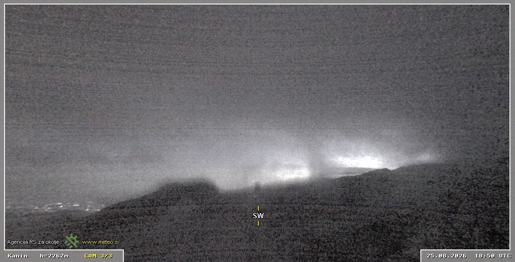 Traffic Cam Bovec › South-West