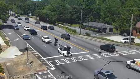 Traffic Cam Snellville: 112077--2