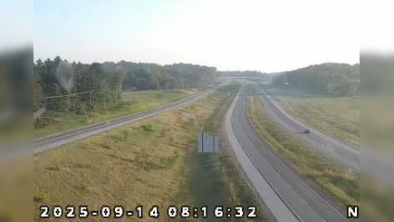 Traffic Cam Woodcrest: I-69: 1-069-141-7-1 SR37 - TEETERS RD