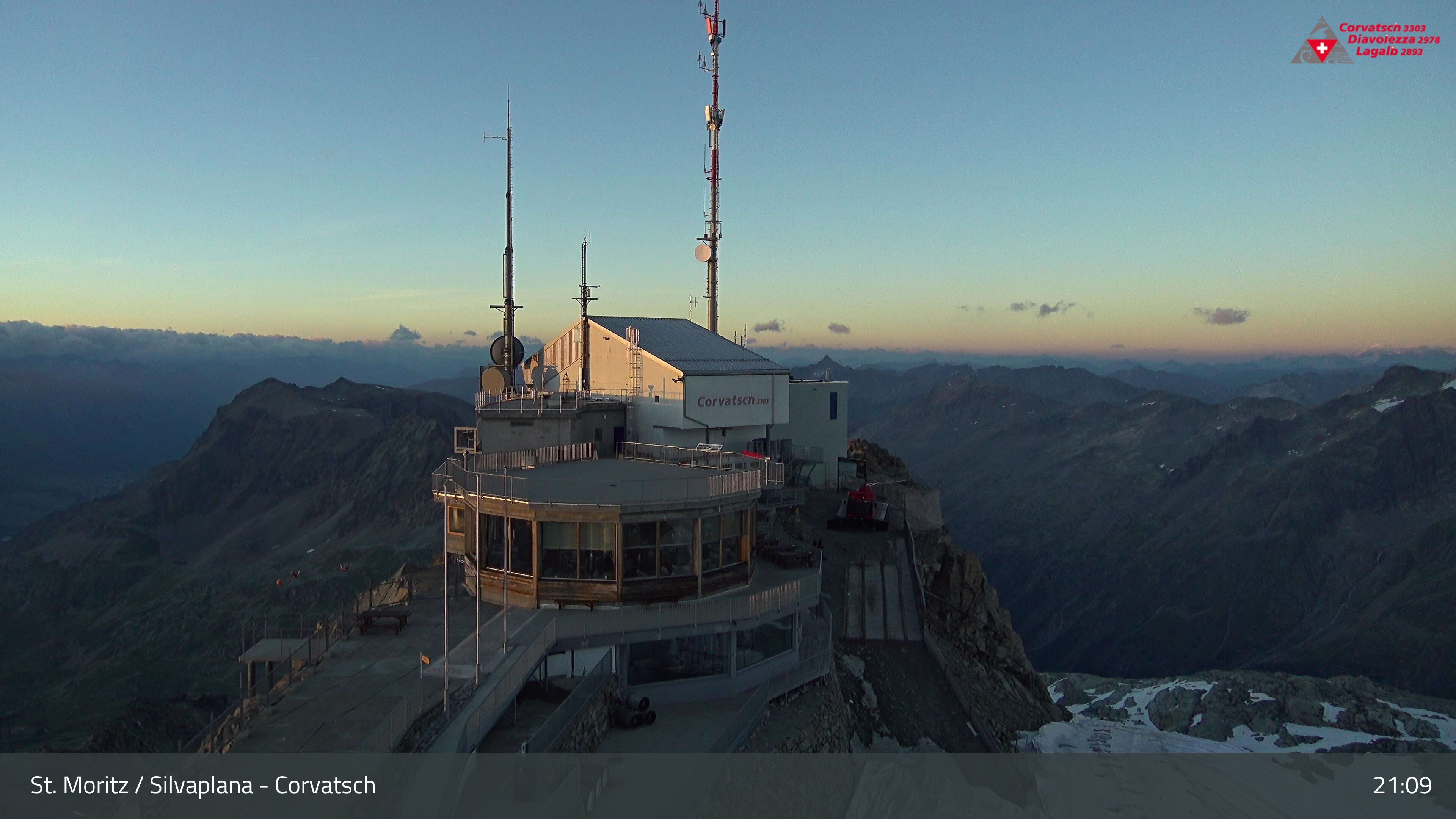 Silvaplana › Nordosten: Restaurant 3303 - Piz Corvatsch - Munt Arlas