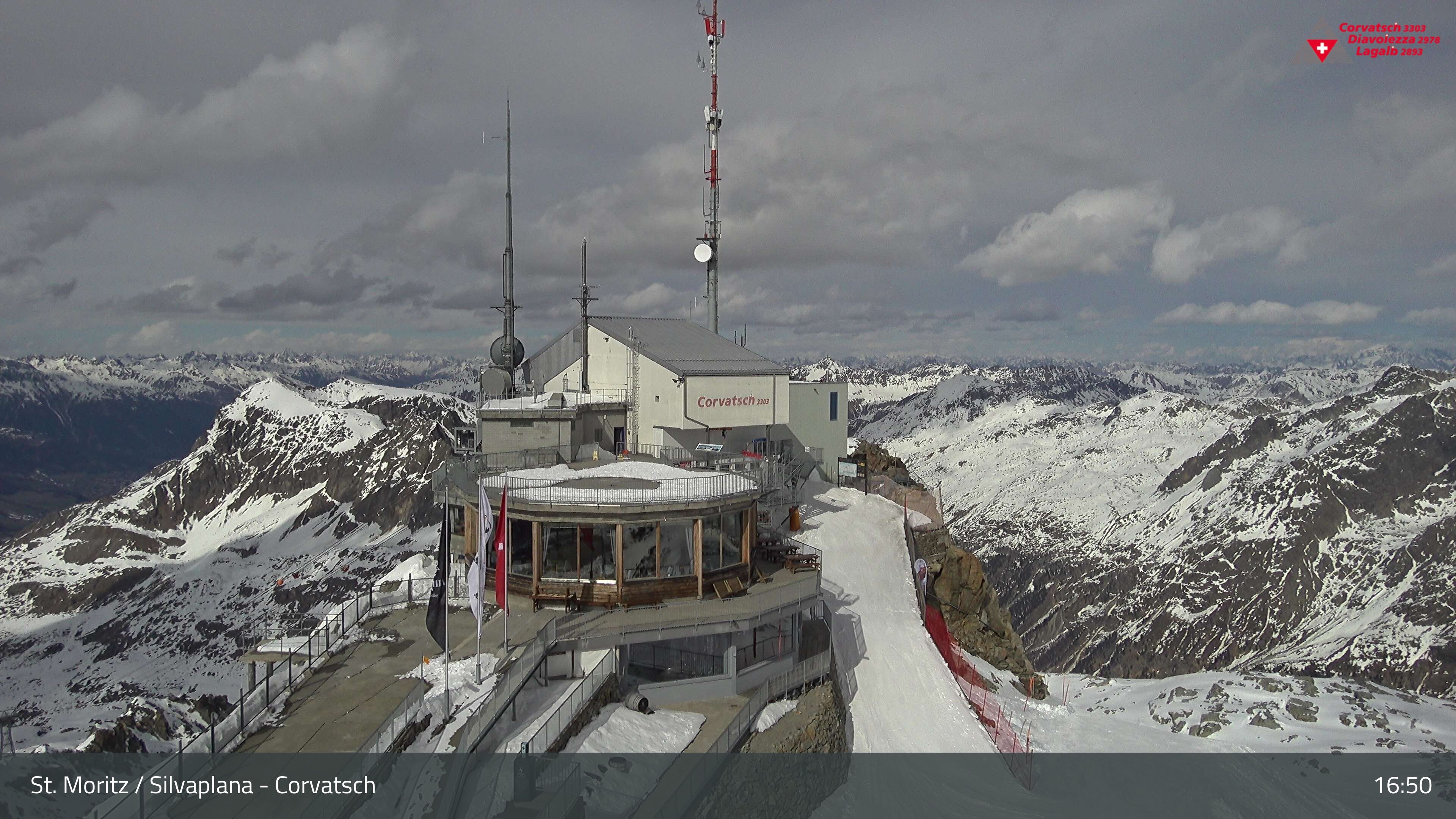 Silvaplana: Corvatsch - Corvatsch, Bergstation Corvatsch 3303