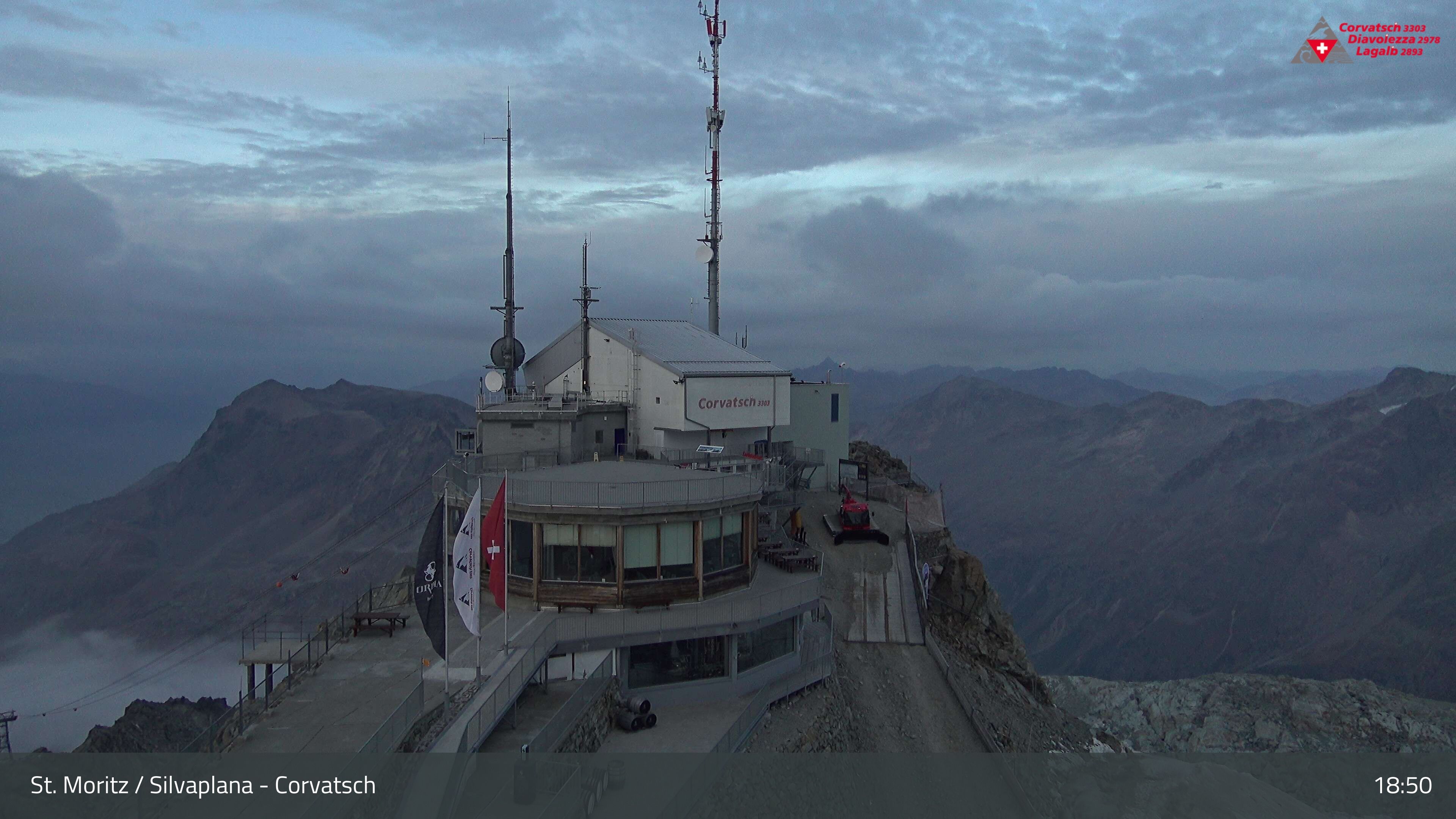 Silvaplana › Nordosten: Restaurant 3303 - Piz Corvatsch - Munt Arlas