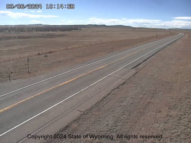 Traffic Cam Redbird: US-85 - Road, WY (MM 185)