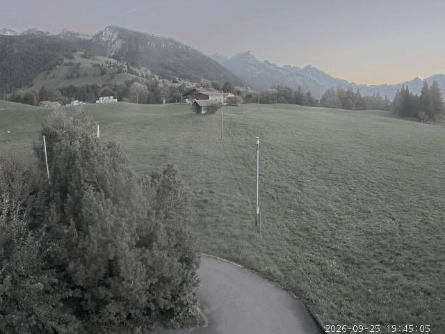 Aeschi bei Spiez: Aeschiried: Langlauf Aeschi bei Spiez Loipen Bern