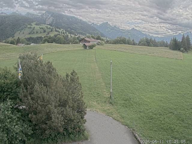 Aeschi bei Spiez: Aeschiried: Langlauf Aeschi bei Spiez Loipen Bern