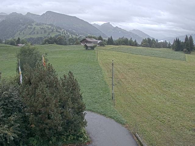 Aeschiried: Langlauf Aeschi bei Spiez Loipen Bern