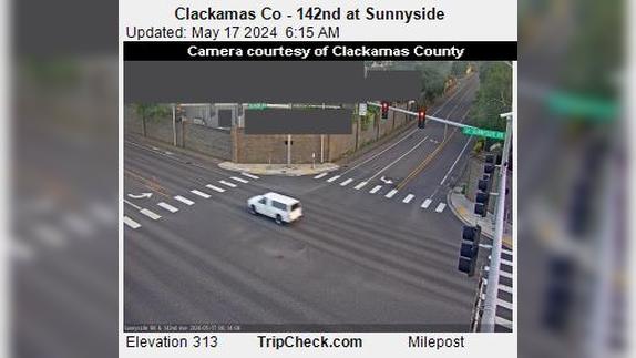 Traffic Cam Happy Valley: Clackamas Co - 142nd at Sunnyside