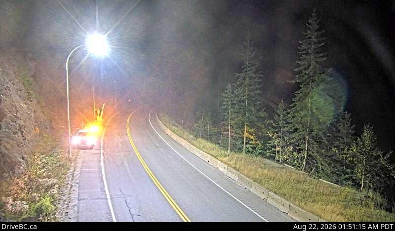 Traffic Cam Canyon Creek › East: Hwy 1, about 46 km east of Revelstoke, looking east