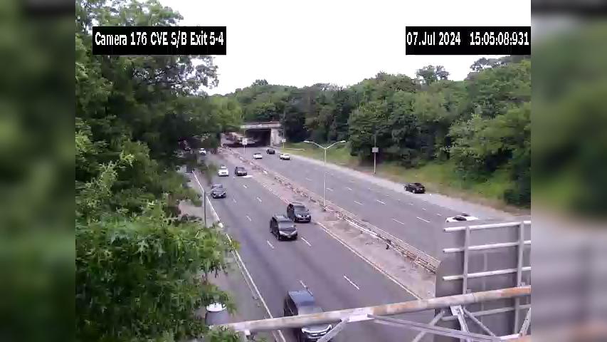 Traffic Cam New York › North: 295 Just South of VMS66