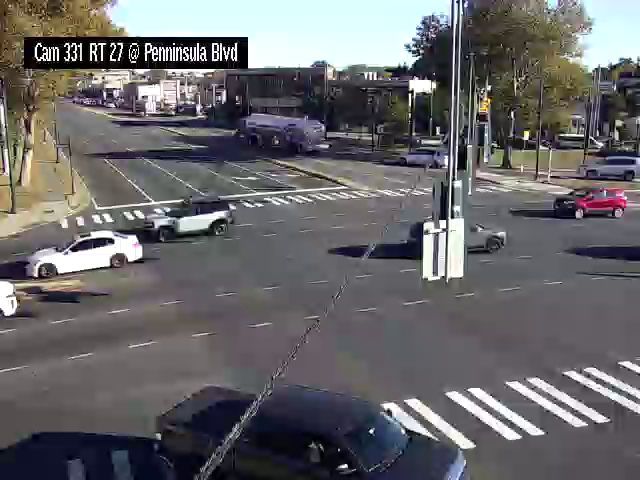 Traffic Cam Valley Stream › West: NY 27 at Peninsula Blvd