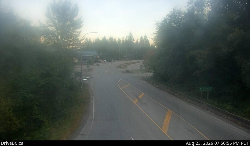Traffic Cam Gibsons › South: Hwy 101, top of - Bypass at Stewart Rd, looking south
