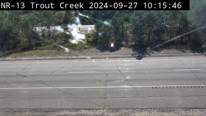 Traffic Cam Powassan: Highway 11 near Trout Creek