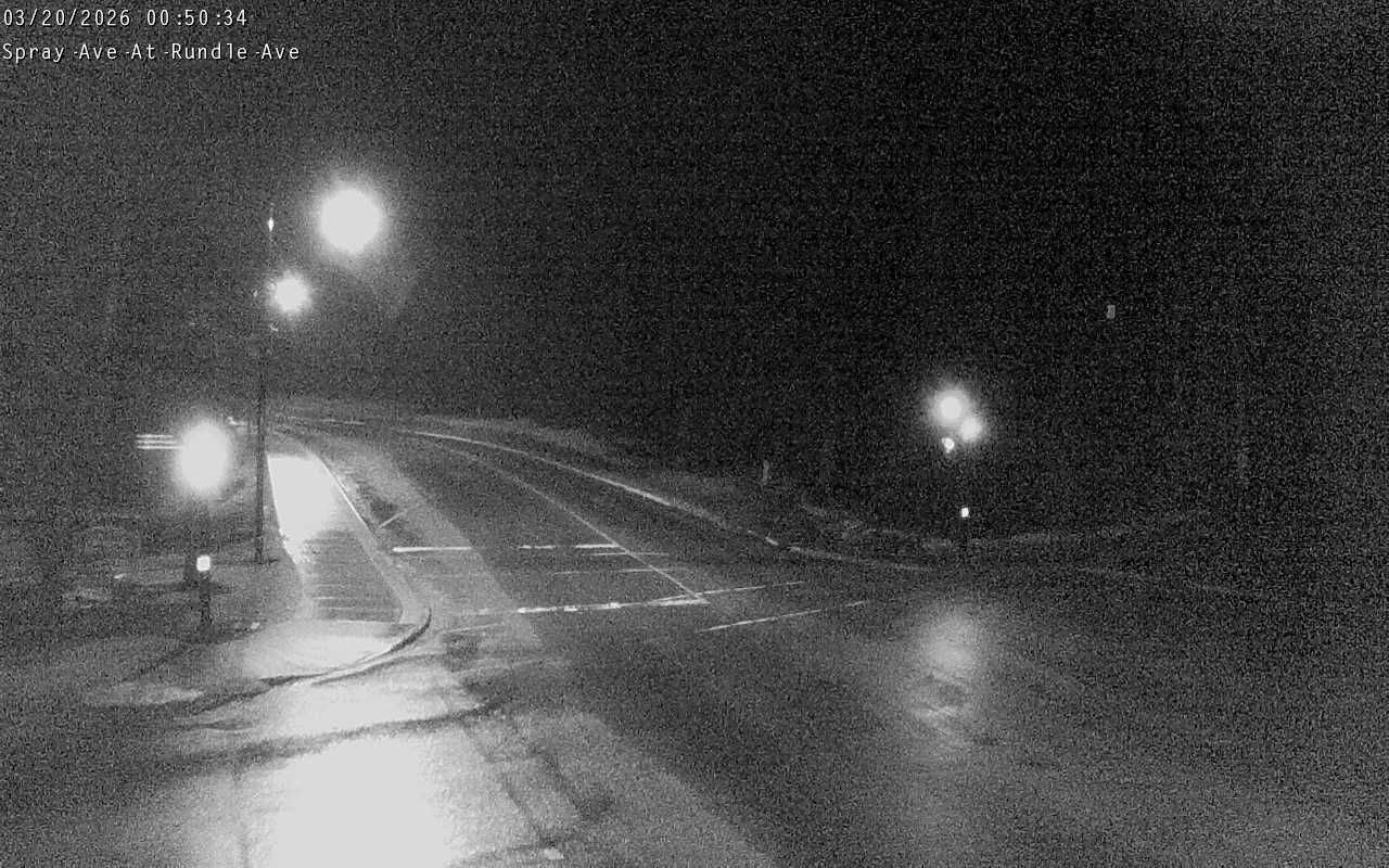 Traffic Cam Banff: Spray Ave at Rundle Ave