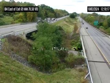 Traffic Cam Peach Lake › West: East of Exit  (NY North Salem)