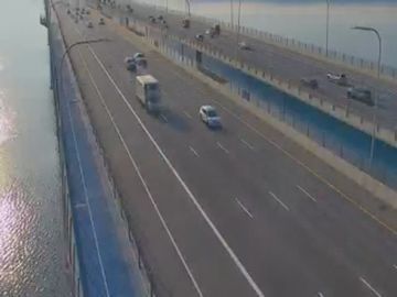Traffic Cam South Nyack › North: I-87 Northbound MP 15.5 Gov. Mario M. Cuomo Bridge