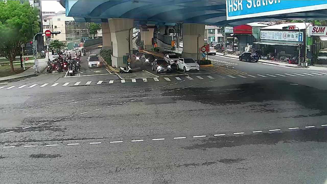 Traffic Cam Kaohsiung › East