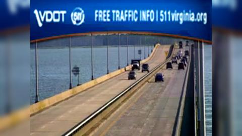 Traffic Cam Newport News: US-17 /SB - James River Bridge - 1 Mi. South