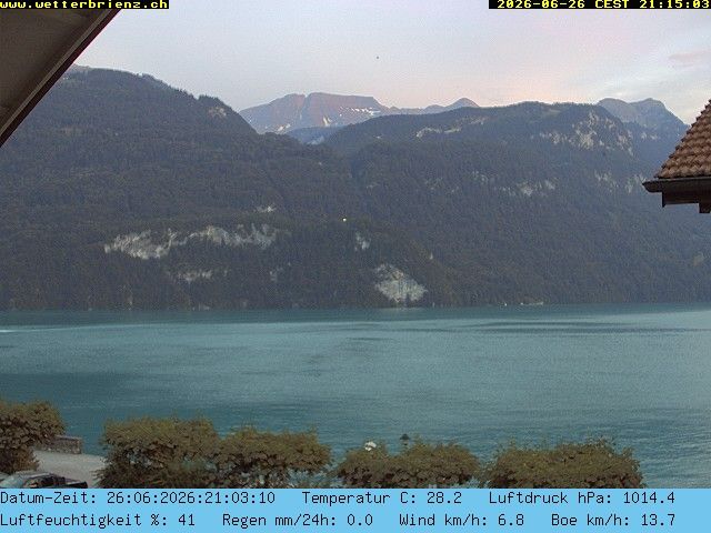 Brienz: Dorf Fischerbrunnenplatz