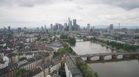Ultima vista de la luz del día desde Frankfurt am Main › West: Frankfurt − Main Tower
