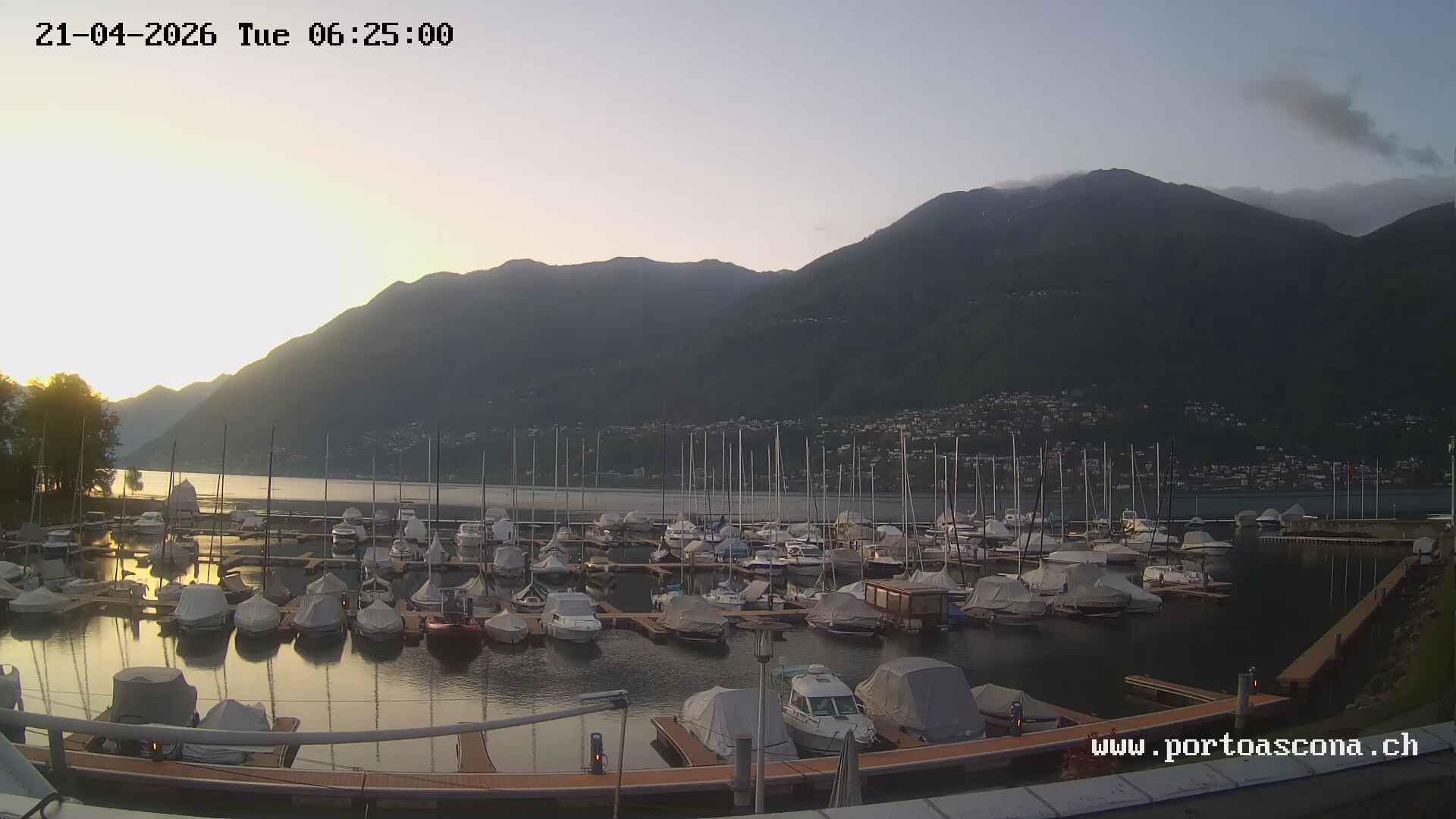 Ascona › Süden: Porto Patriziale Ascona - Gambarogno - Langensee