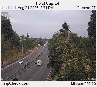 Traffic Cam Portland: I-5 at Capitol