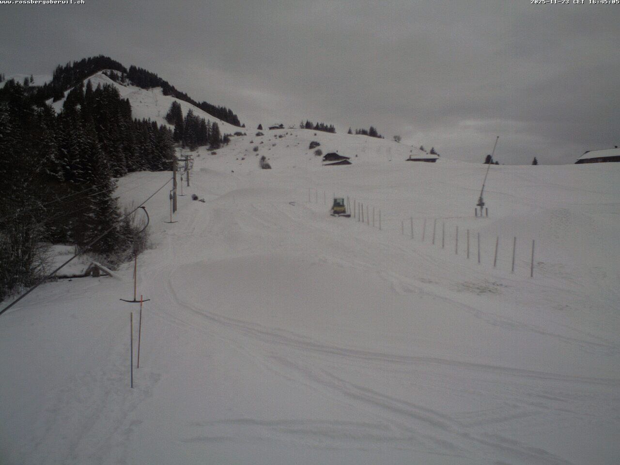 Oberwil: Skilift Rossberg AG