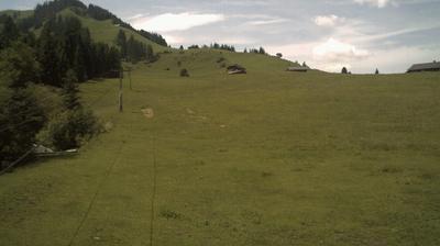 Rossberg AG Skilift: Majestic Mountain Views