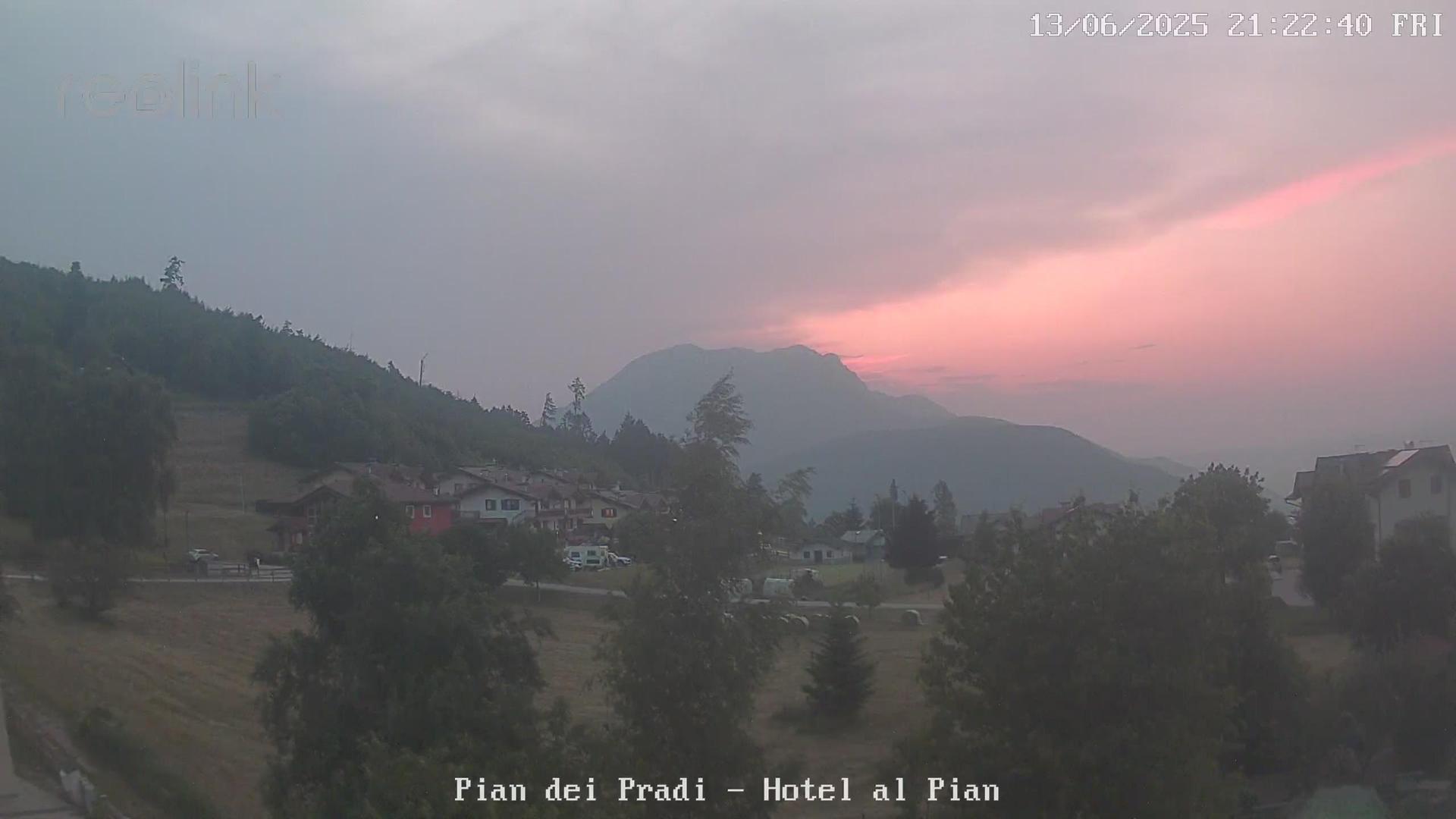Santa Giuliana: Vattaros Scenic Landscape Webcam