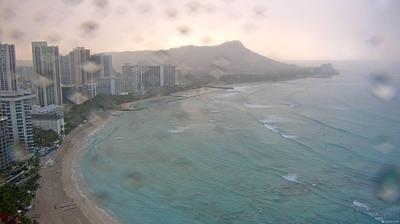 Thumbnail of Honolulu webcam at 4:15, Jul 5