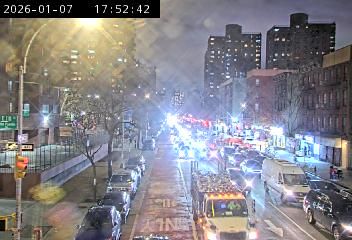 Traffic Cam Manhattan Community Board 11: 1 Avenue @ 110 Street