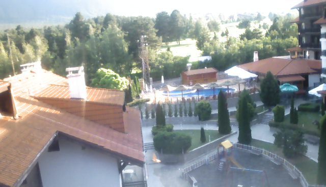 Traffic Cam Razlog › South: Balkan Jewel Resort & Spa - Pirin Golf and Country Club - Pirin Mountains