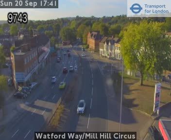 Traffic Cam London Borough of Barnet: Watford Way/Mill Hill Circus