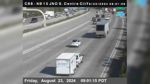 Traffic Cam Escondido › North: C088) I-15 : Centre City Parkway