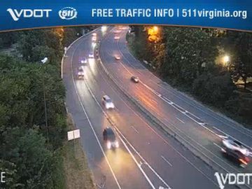 Traffic Cam Rosslyn: I-66 - MM 73 - WB - Exit 73, Lynn St