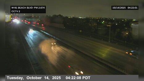 Traffic Cam Buena Park › South: SR-91 : Beach Boulevard