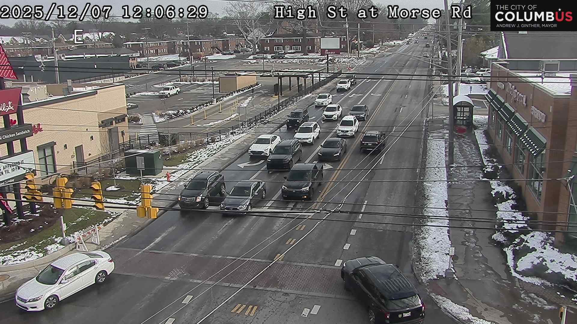 Traffic Cam Old Beechwold Historic District: City of Columbus) High St at Morse Rd