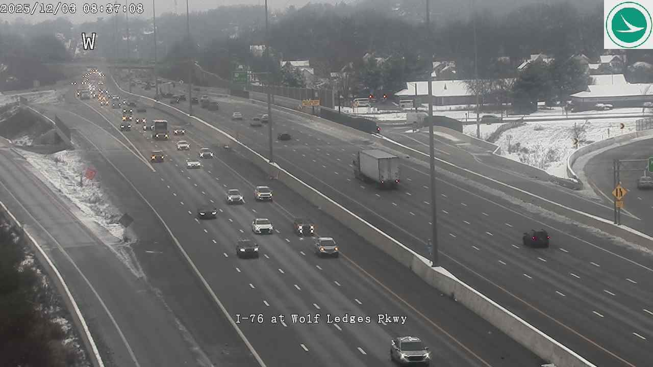 Traffic Cam Akron: I-76 at Wolf Ledges Pky