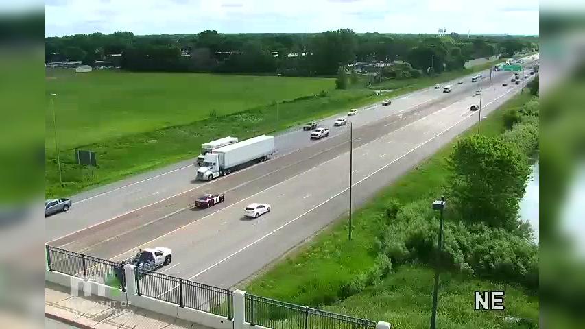 Traffic Cam Brooklyn Park: I-94 EB @ Zane Ave