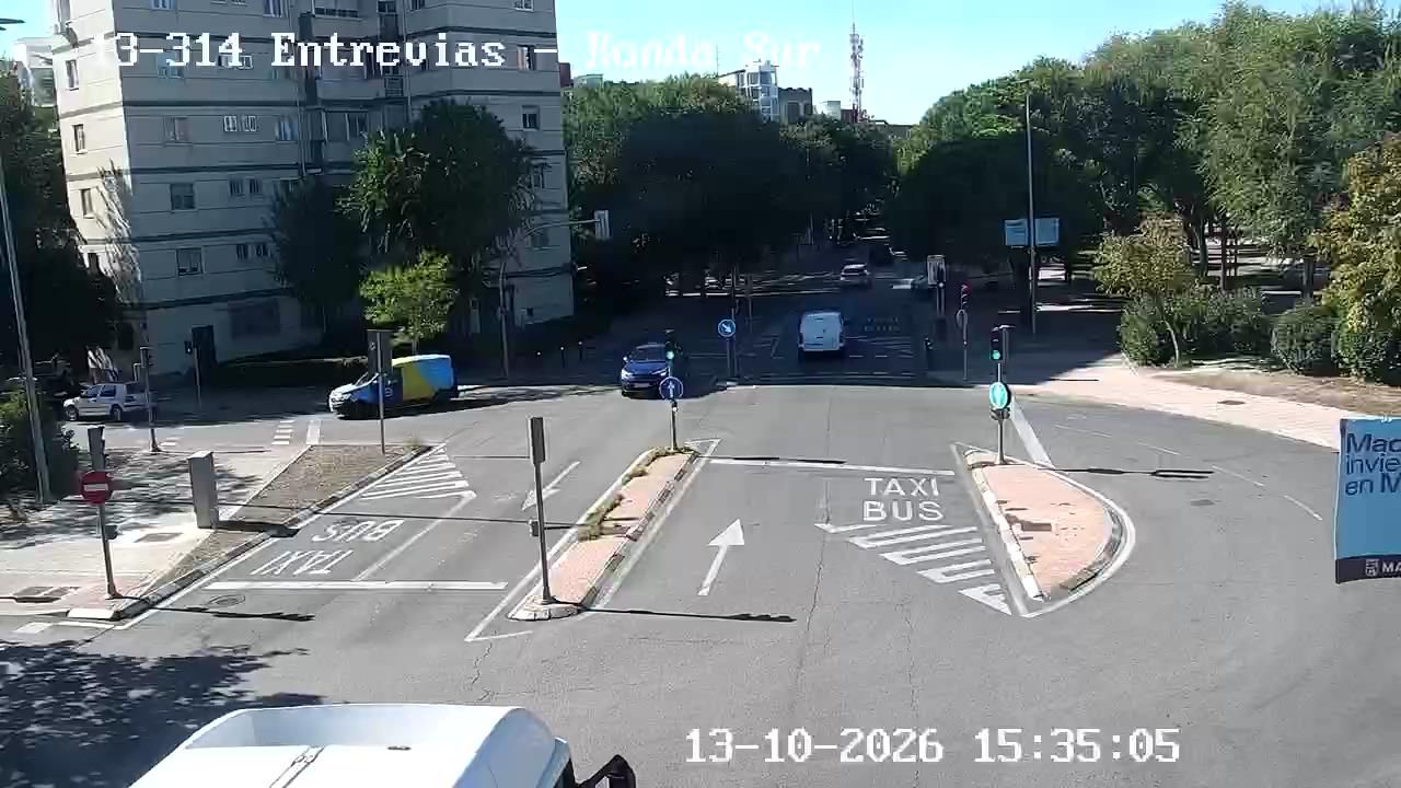Traffic Cam Entrevias: ENTREV�AS - RONDA SUR