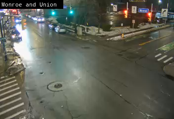 Traffic Cam Manhattan Square: Monroe Ave at Union St
