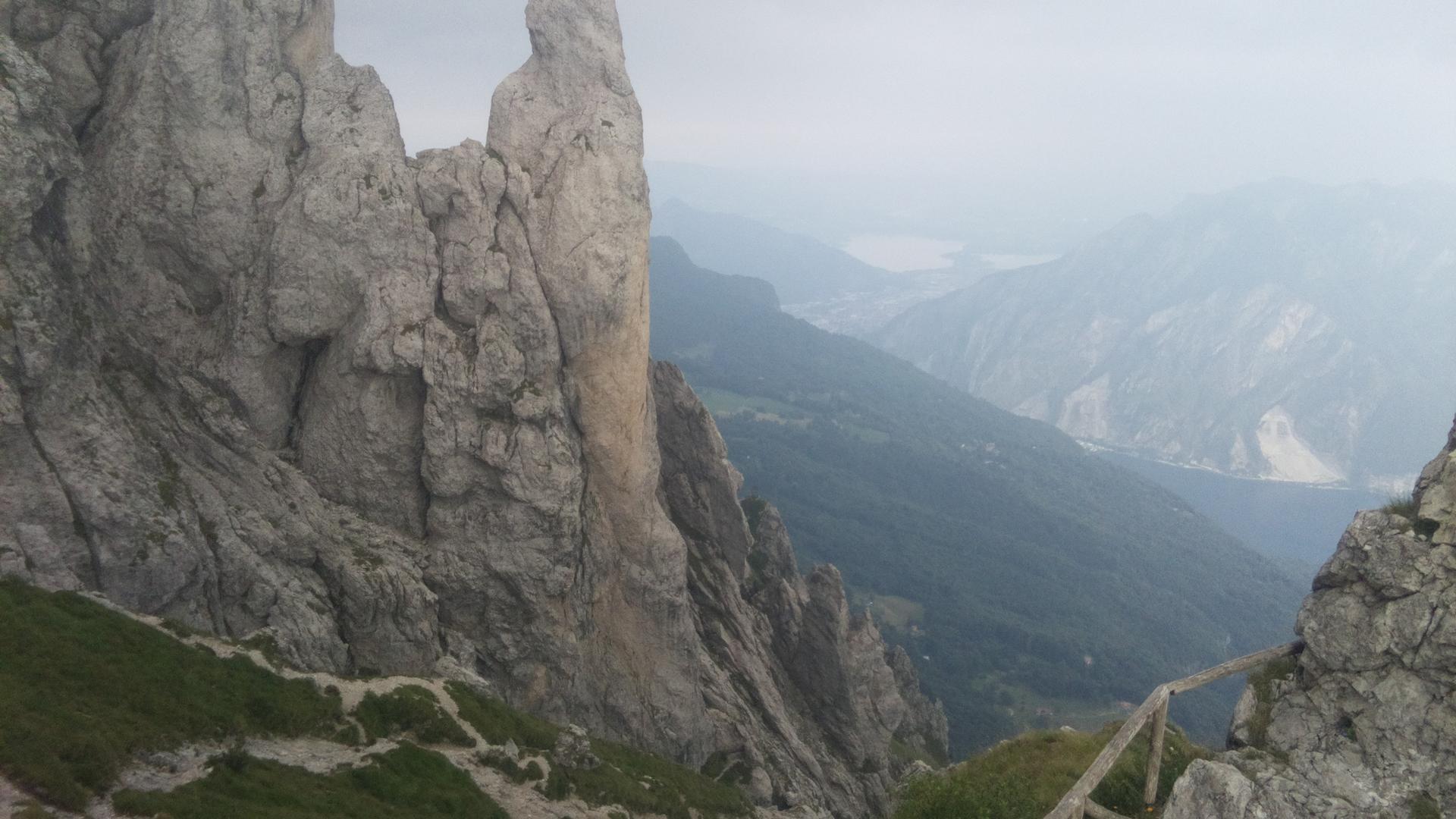 Mandello del Lario › South