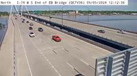 Moline: QC - I-74 @ S End of EB Bridge (36) - Day time