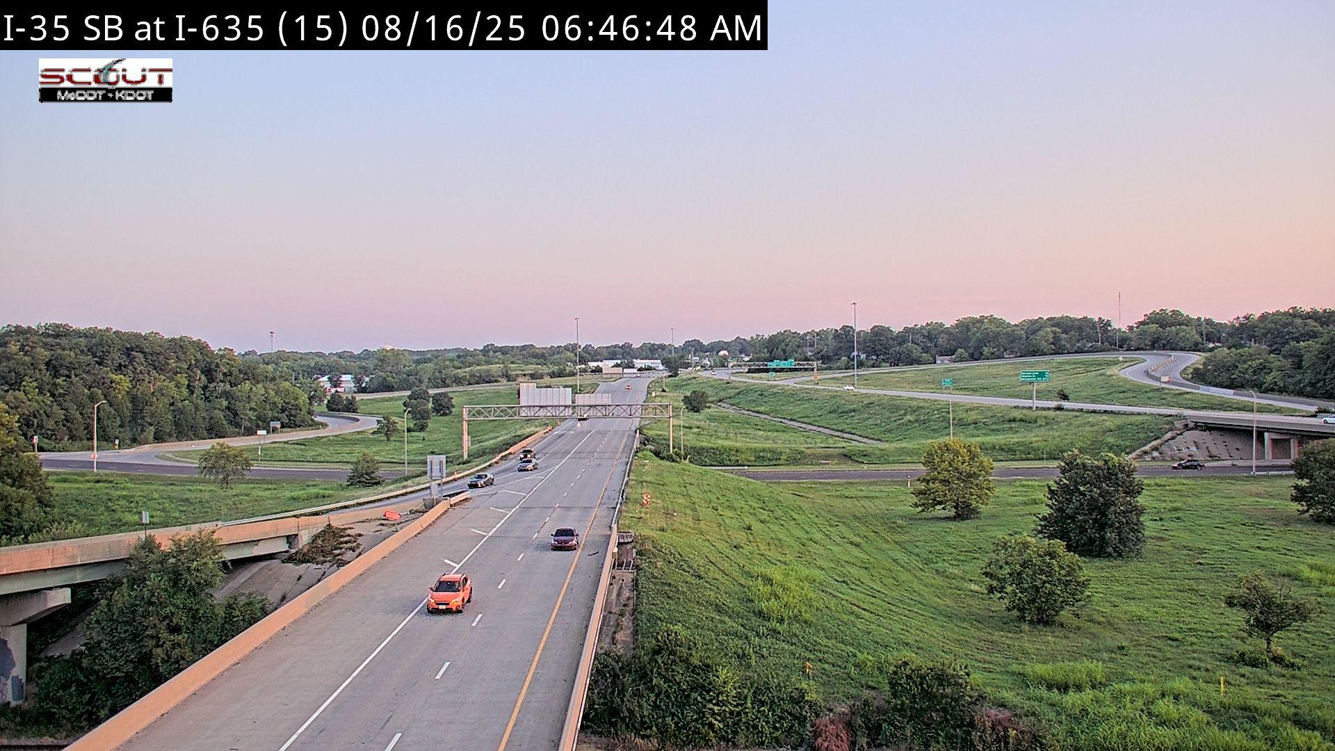 Traffic Cam Overland Park: I- S @ I-