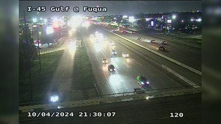 Traffic Cam Houston › South: IH-45 Gulf @ Fuqua