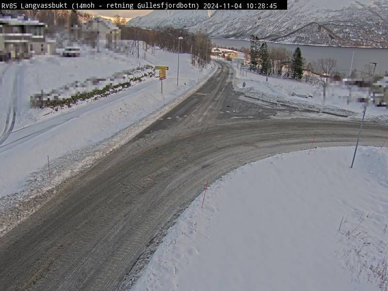 Traffic Cam Langvassbukt: R85 - Gullesfjordbotn